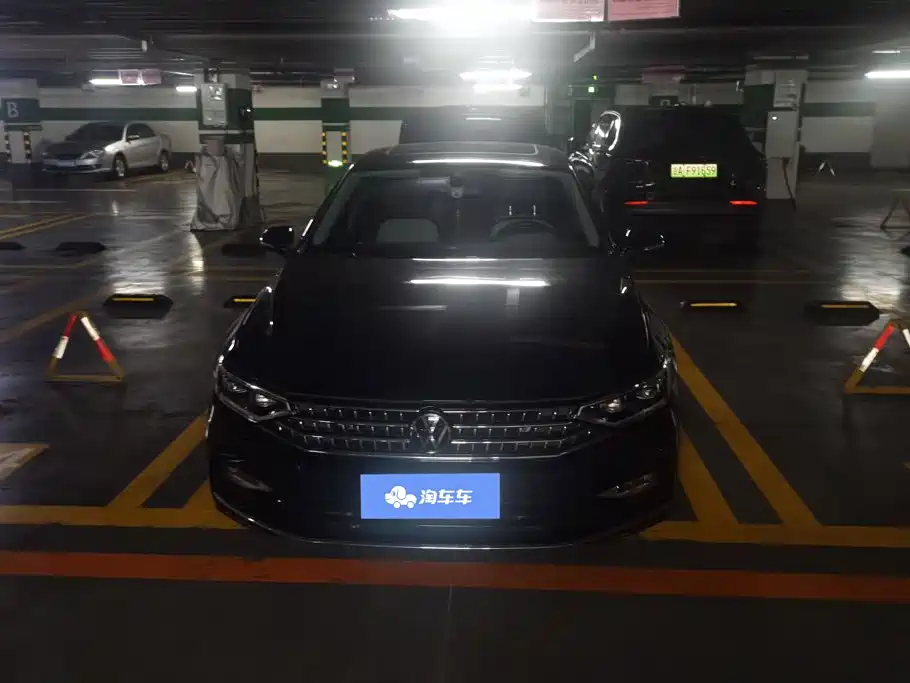 Volkswagen Magotan 2023