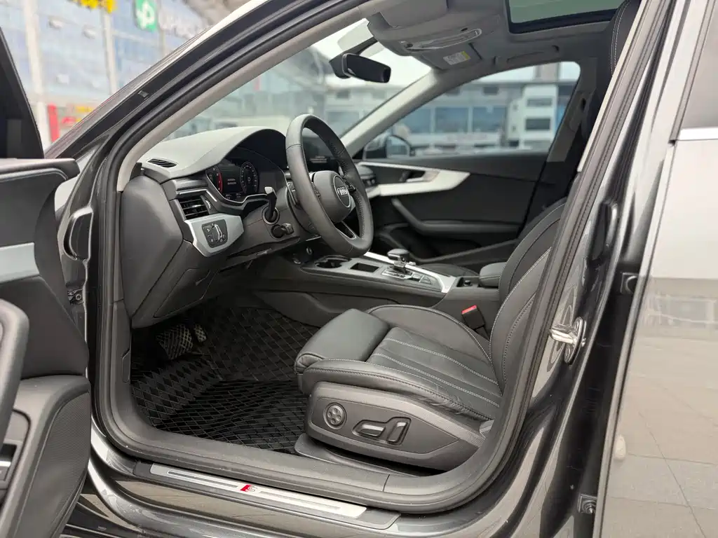 Audi A4L 2021