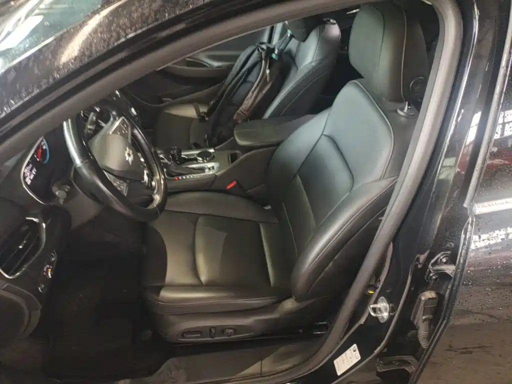 Chevrolet Malibu XL 2022 — фото 15