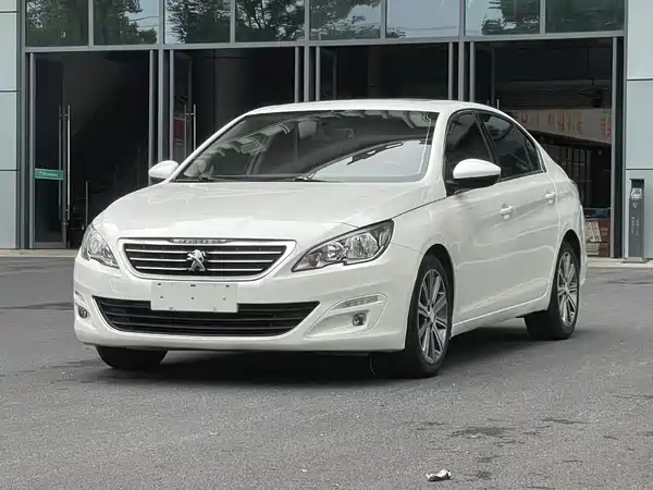 Peugeot 408 2015