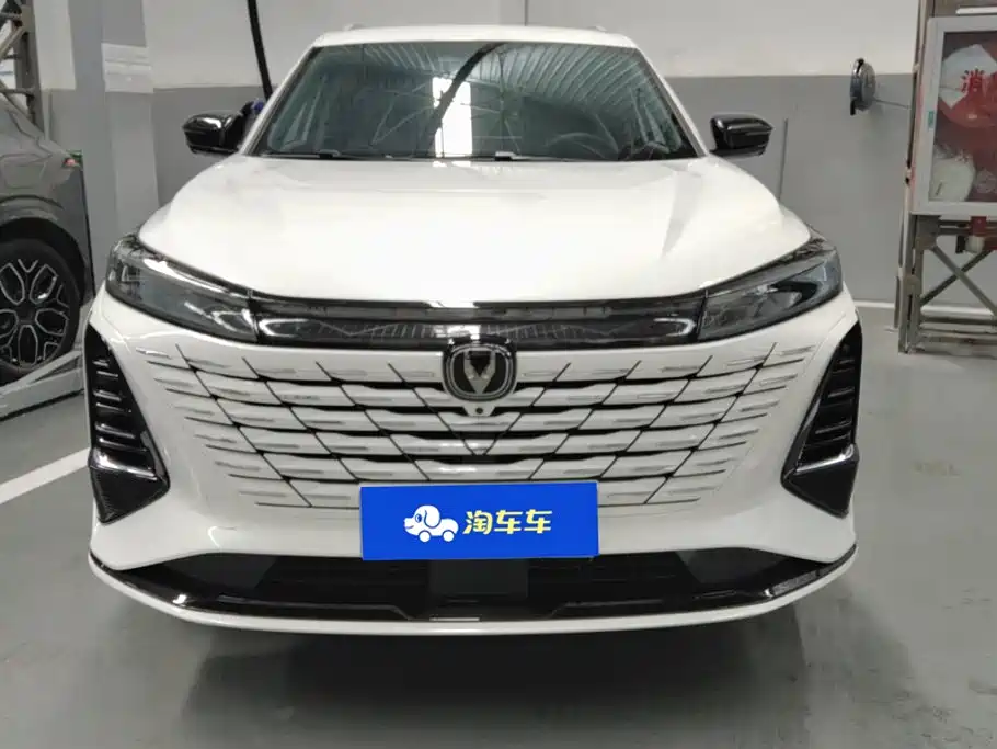 Changan CS75PLUS 2026 — фото 2