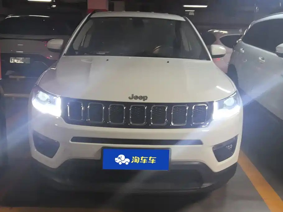 Jeep Compass 2017 — фото 2