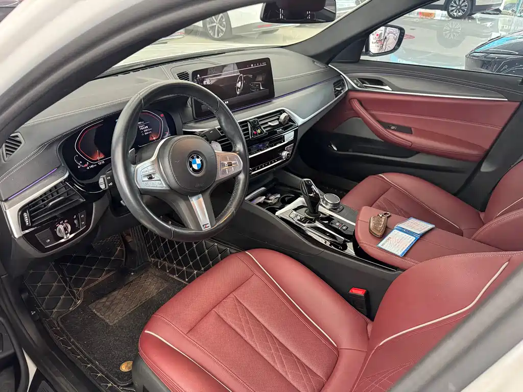 BMW 5 Series 2022