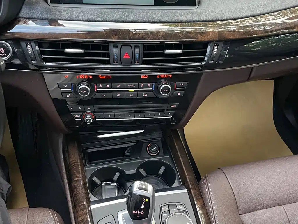 BMW X5 2015 — фото 13