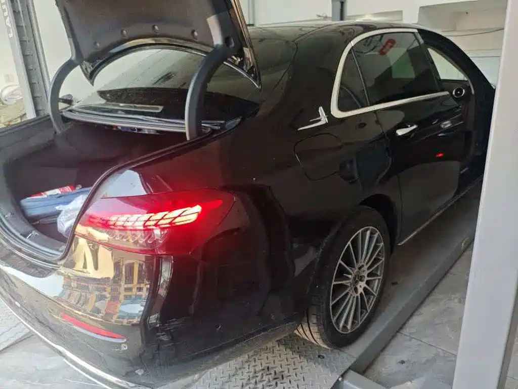 Mercedes-Benz E-Class 2022