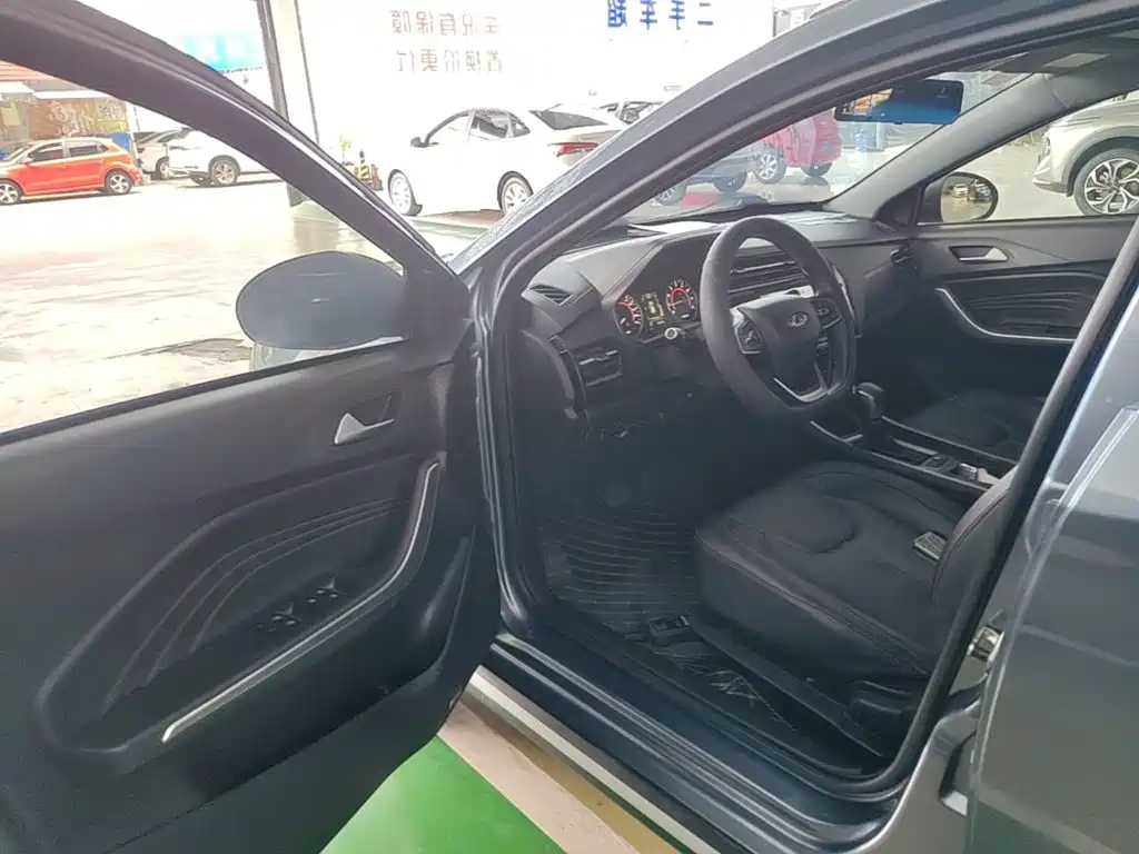 Chery Tiggo 3x 2021 — фото 16