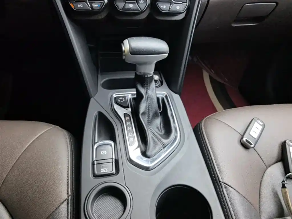 GAC Motor Trumpchi GS4 2017 — фото 14