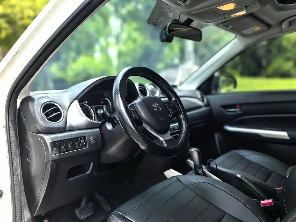 Suzuki Vitara 2016 — фото 4