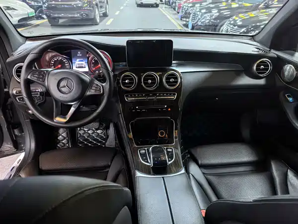 Mercedes-Benz GLC 2016