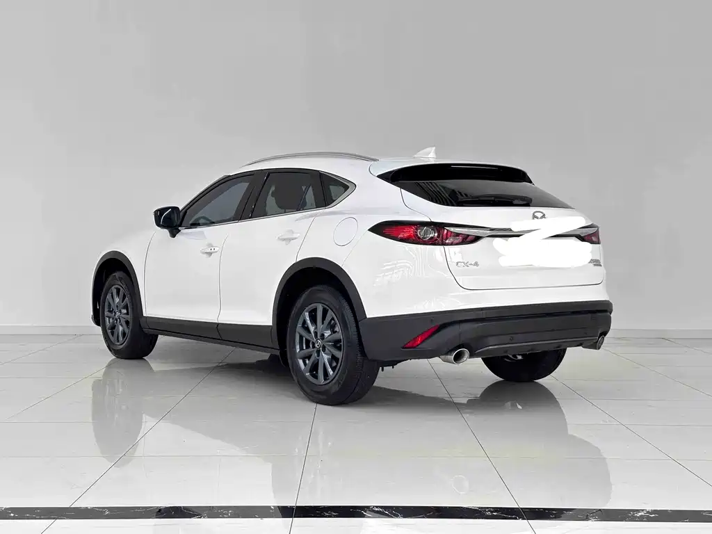 Mazda CX-4 2022