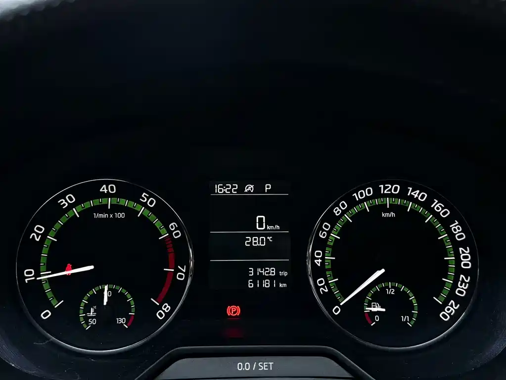 Skoda Octavia 2020 — фото 12