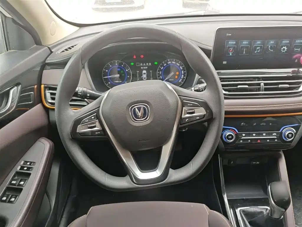Changan Eado DT 2019 — фото 11