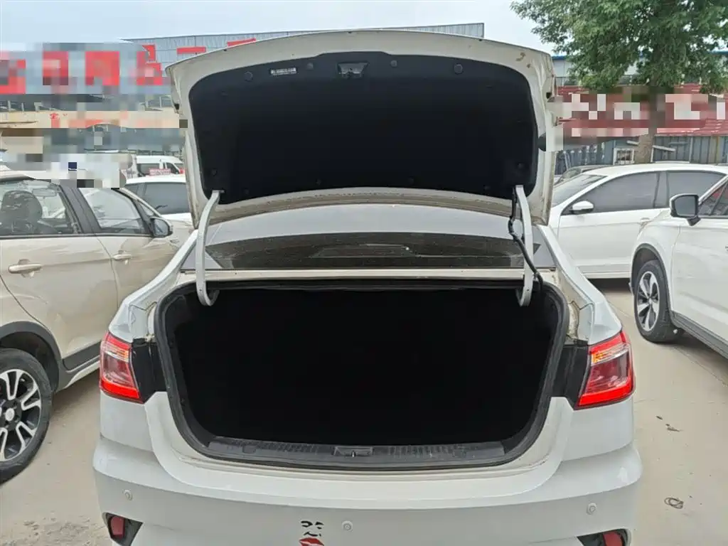 Changan Eado DT 2019 — фото 19