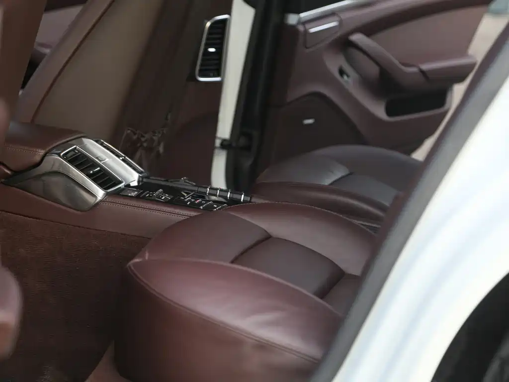 Porsche Panamera 2015 — фото 10