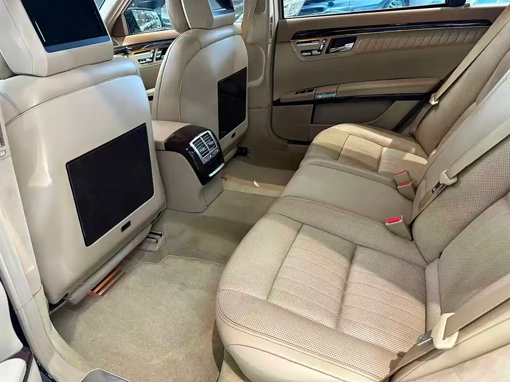 Mercedes-Benz S-Class 2011 — фото 13