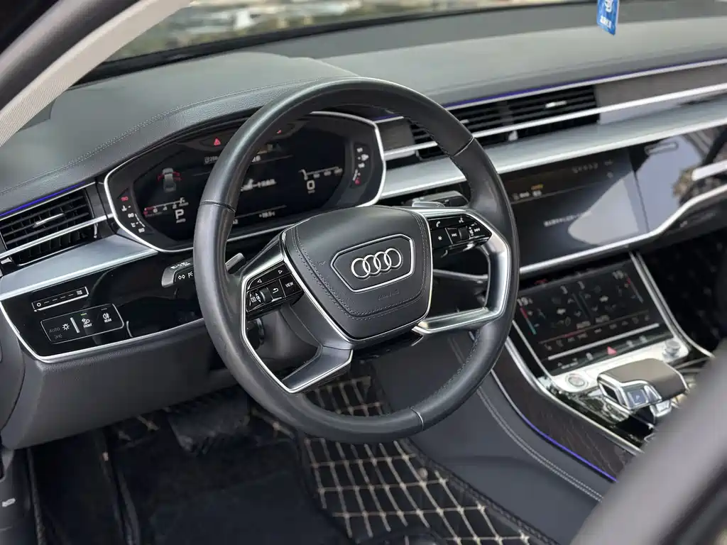 Audi A8 2023 — фото 11