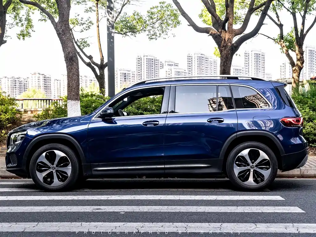 Mercedes-Benz GLB 2021 — фото 2