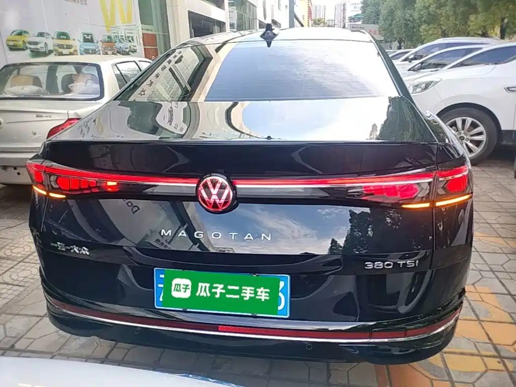 Volkswagen Magotan 2024