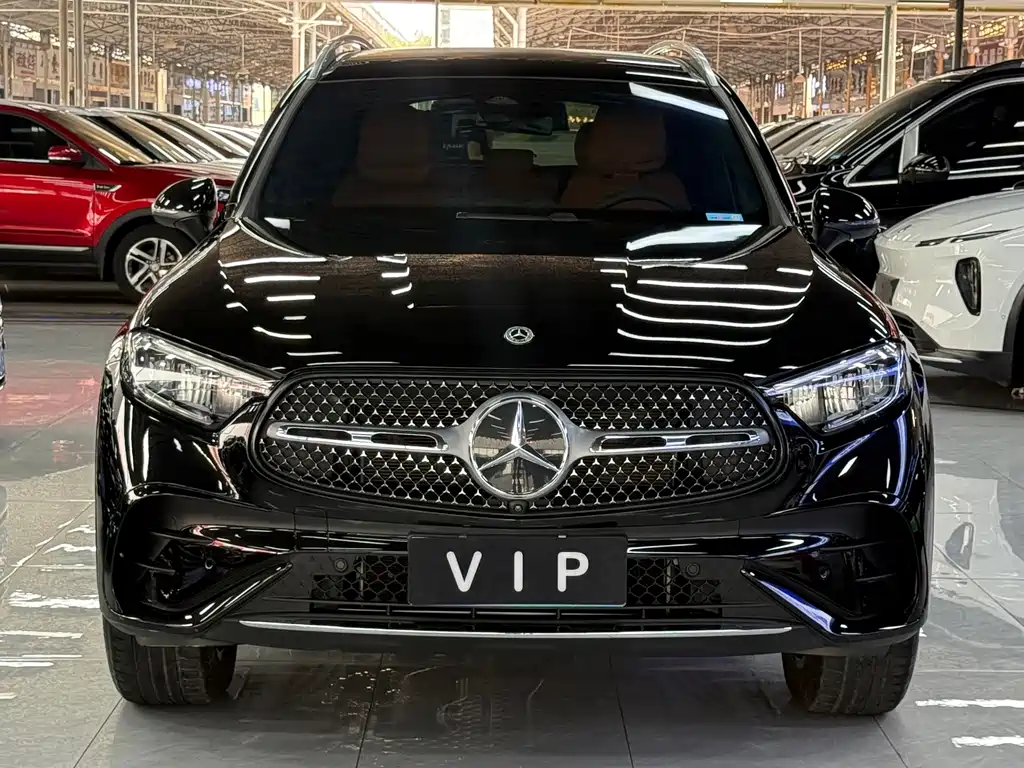 Mercedes-Benz GLC 2023 — фото 1