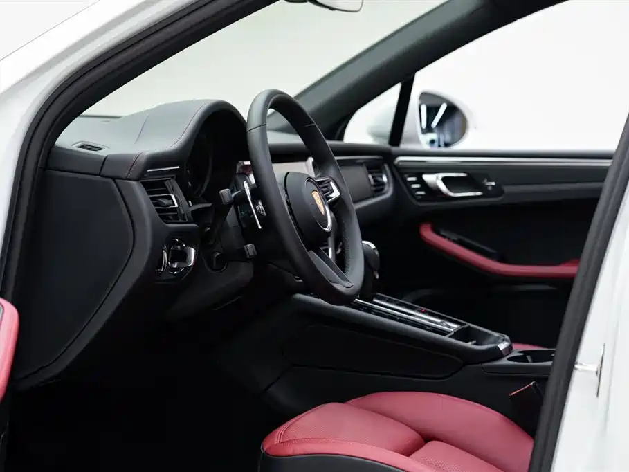Porsche Macan 2022 — фото 9