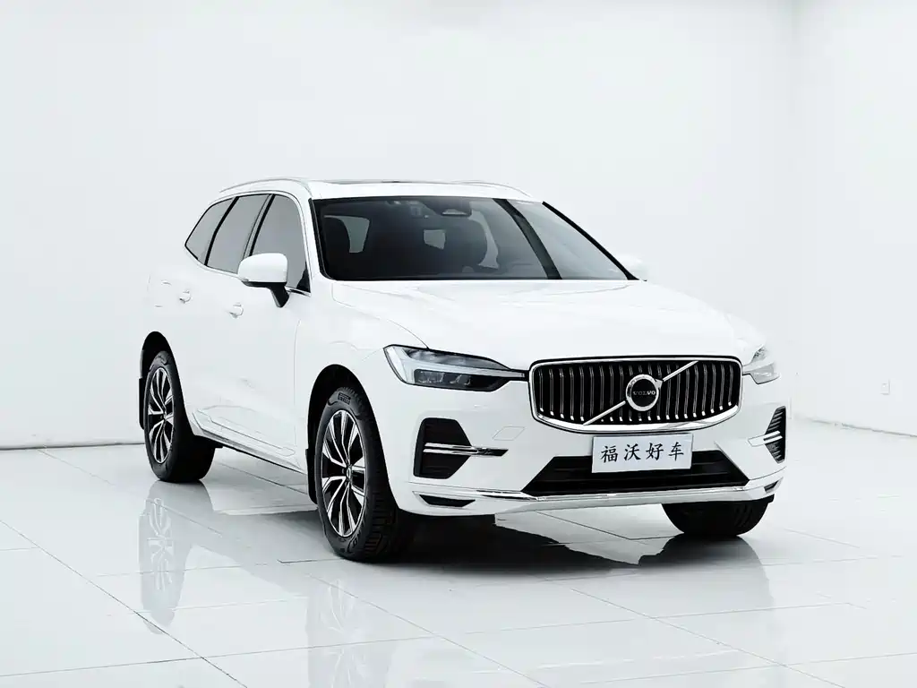 Volvo XC60 2024 — фото 3