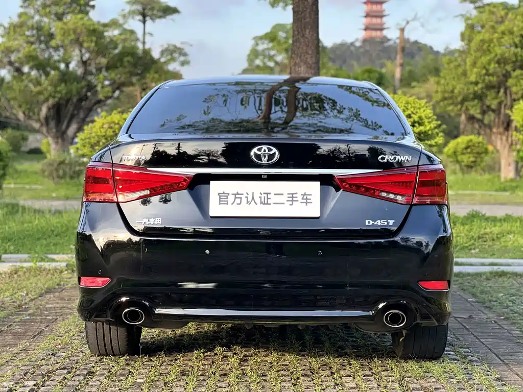 Toyota Crown 2018 — фото 17