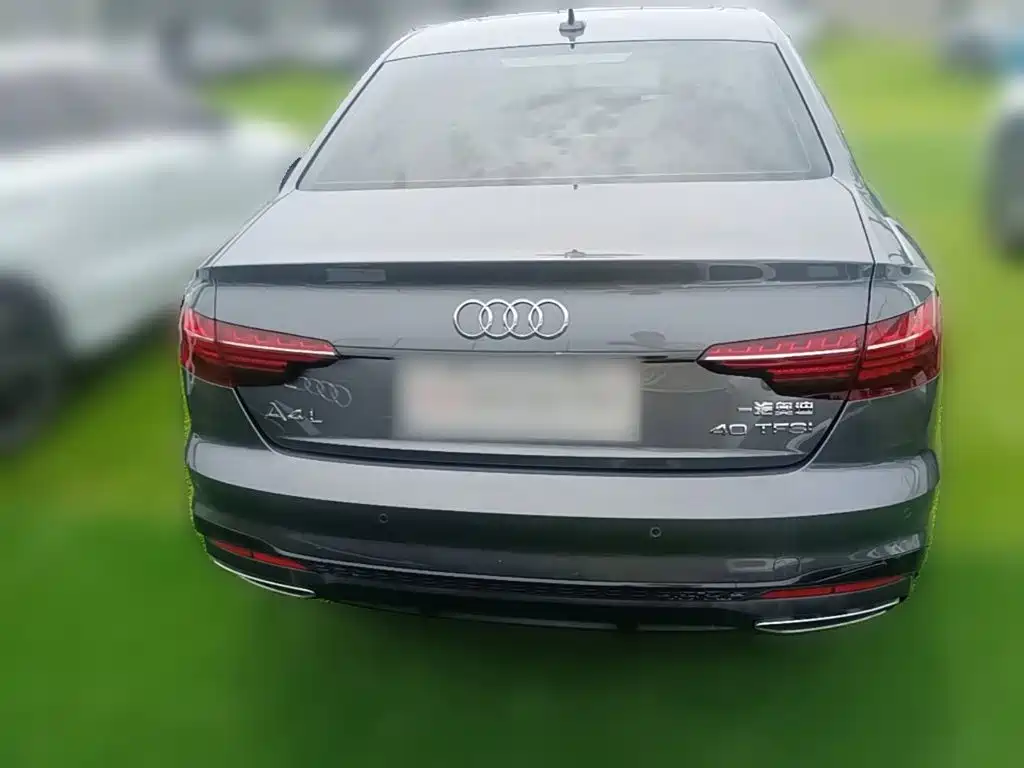 Audi A4L 2022 — фото 10