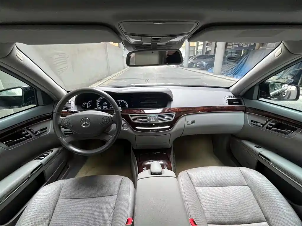 Mercedes-Benz S-Class 2010 — фото 11