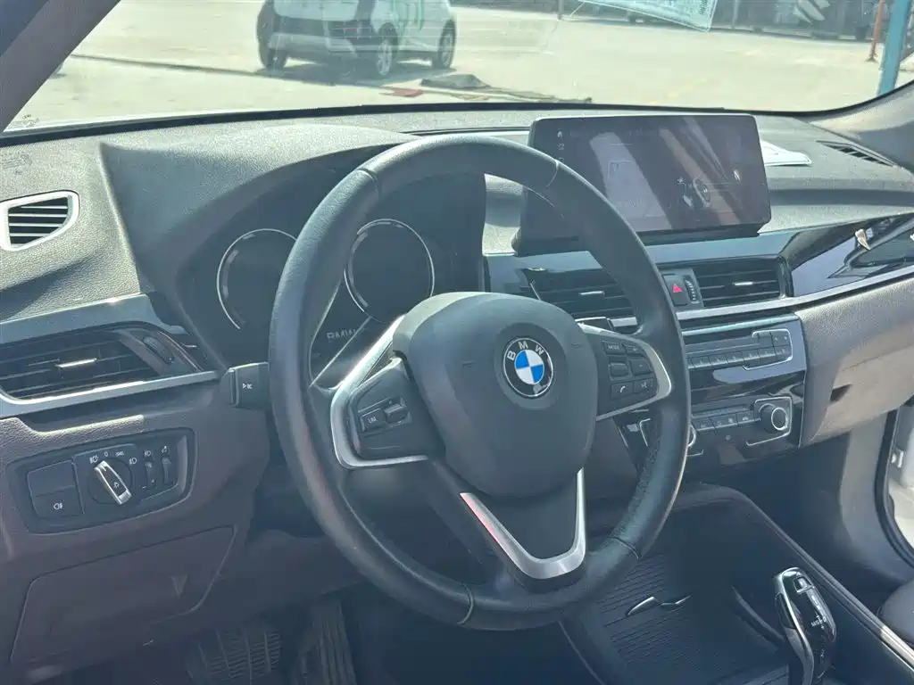 BMW X1 2022 — фото 6