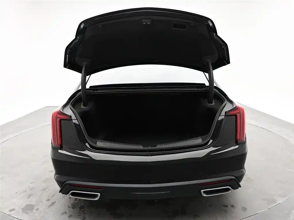 Cadillac CT5 2022 — фото 8