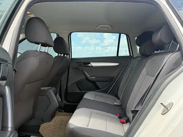 Volkswagen Gran Lavida 2013