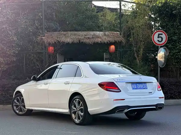 Mercedes-Benz E-Class 2020