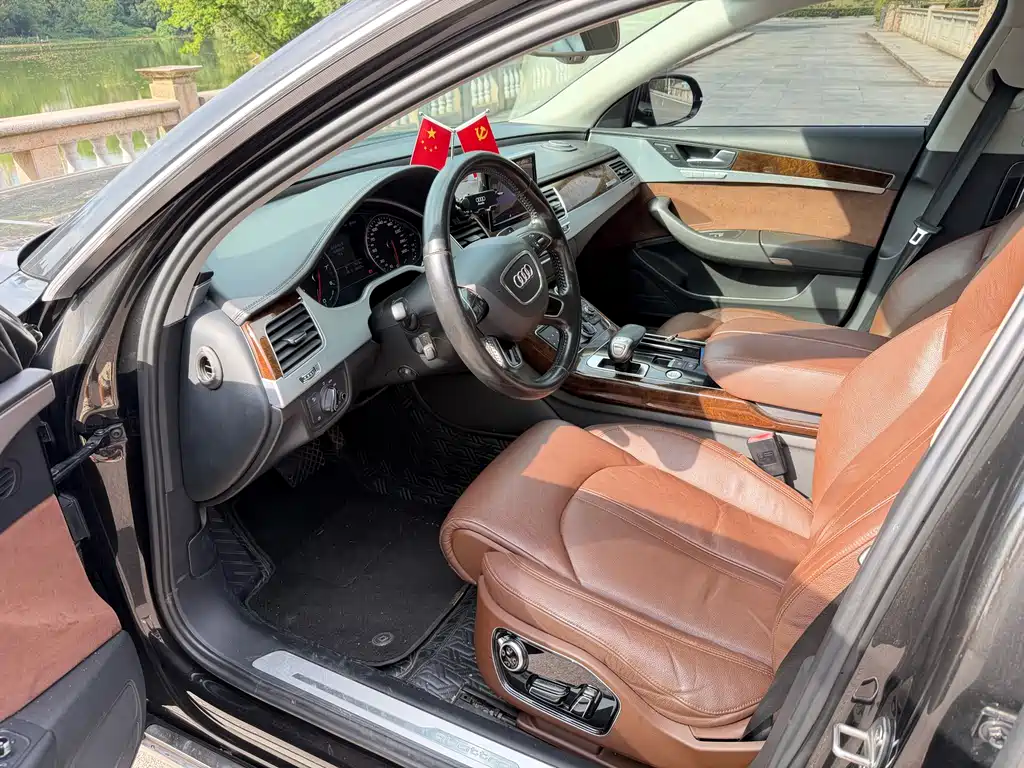 Audi A8 2016