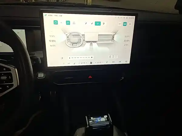 Jetour Traveller 2023
