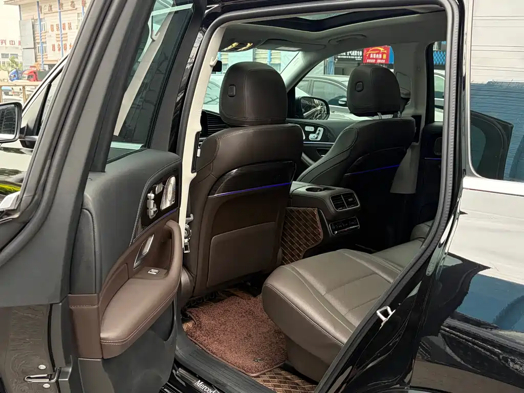 Mercedes-Benz GLS 2023 — фото 12