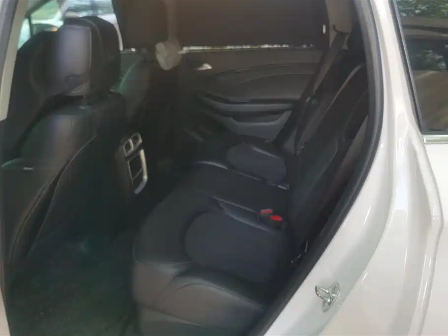 Buick Envision Plus 2021 — фото 11