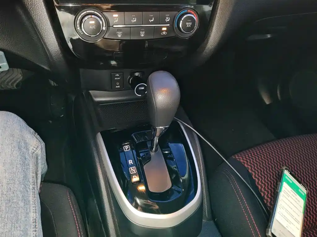 Nissan Qashqai 2017 — фото 14