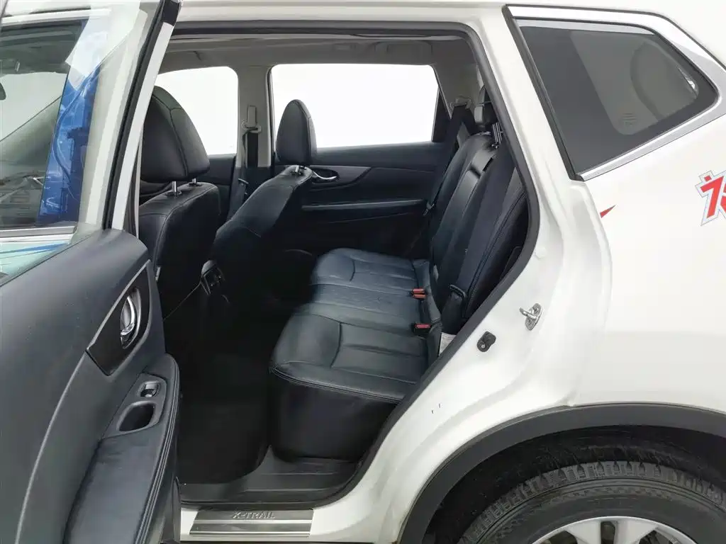 Nissan X-Trail 2015 — фото 15