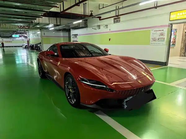 Ferrari Roma 2021