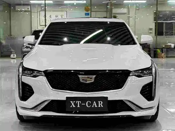 Cadillac CT4 2021
