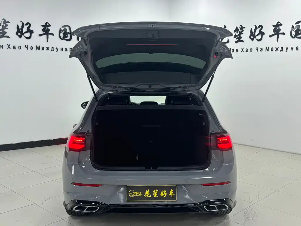 Volkswagen Golf 2023