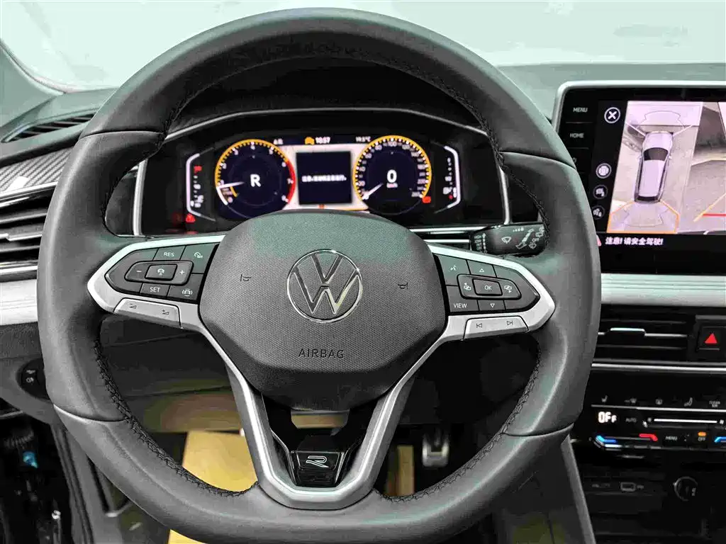 Volkswagen Tiguan L 2025 — фото 11