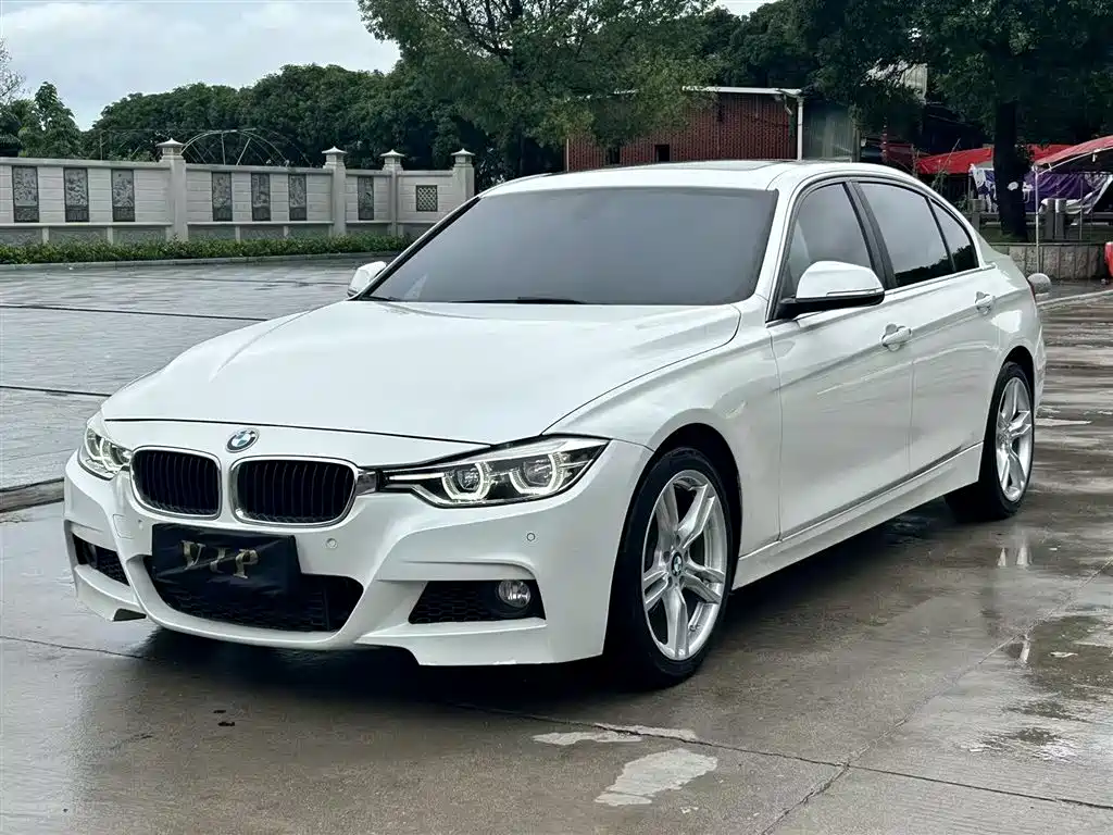 BMW 3 Series 2017 — фото 1