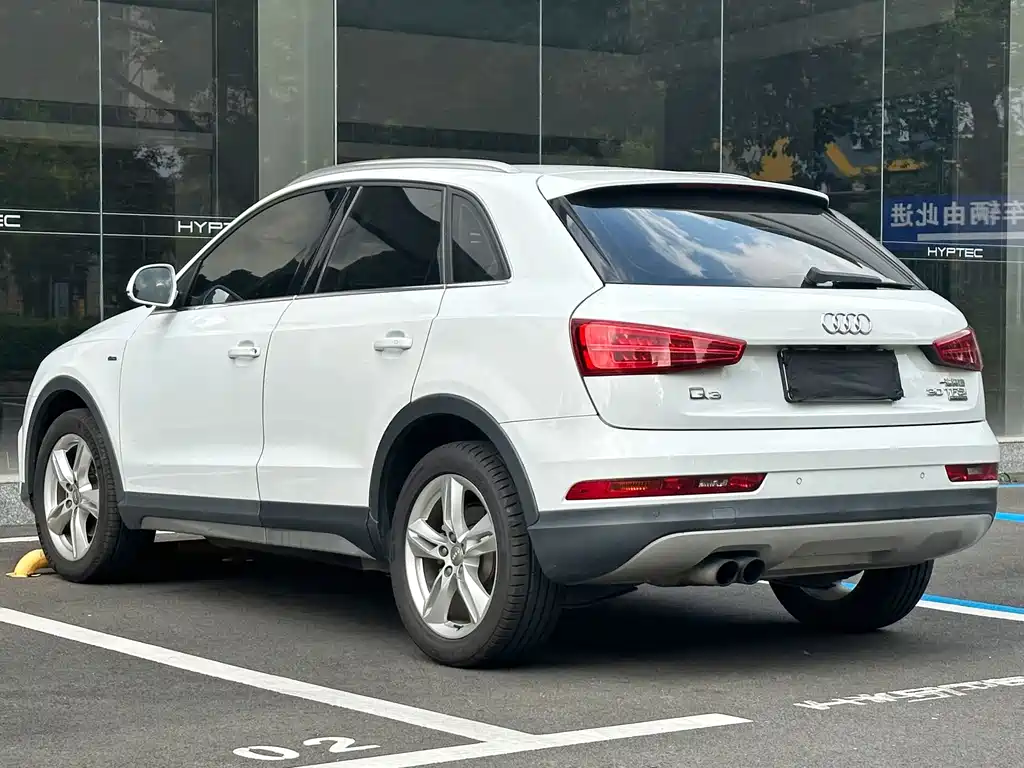 Audi Q3 2018 — фото 6