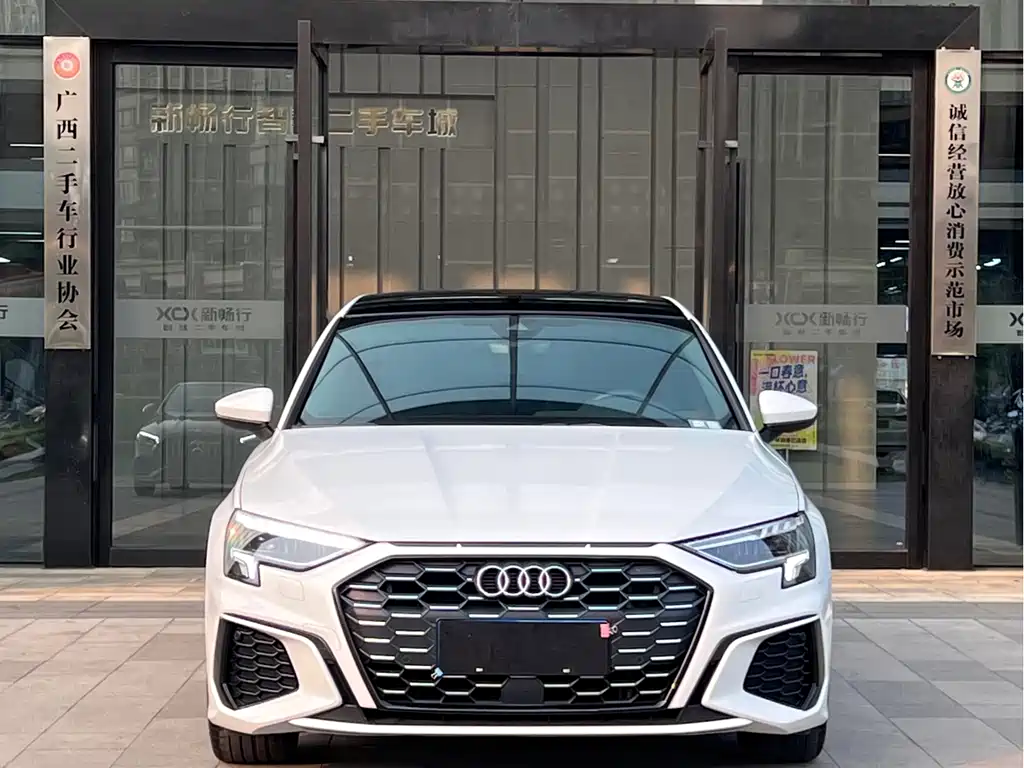 Audi A3 2024 — фото 2