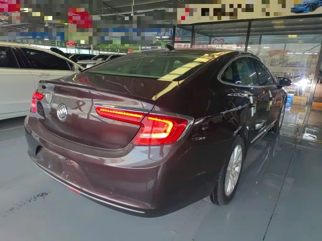 Buick LaCrosse 2018 — фото 23
