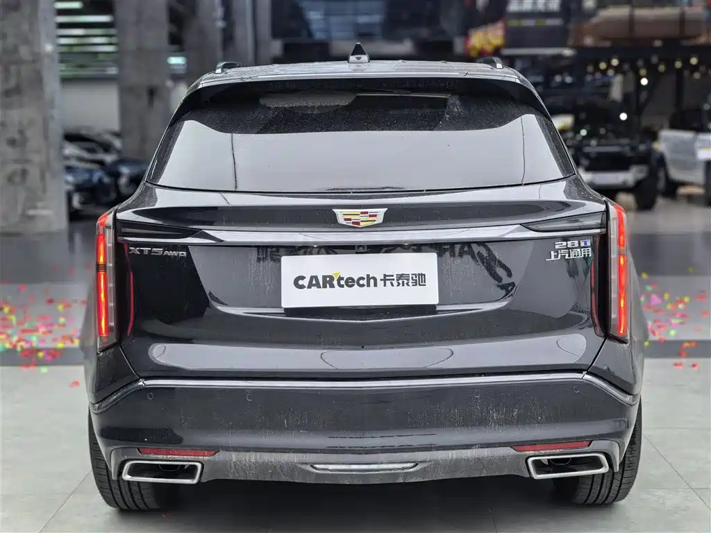 Cadillac XT5 2025 — фото 4