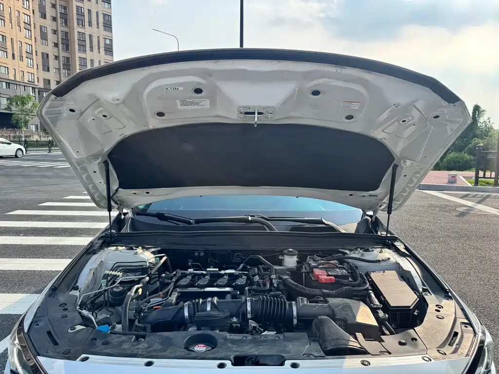 Honda Accord 2019 — фото 11