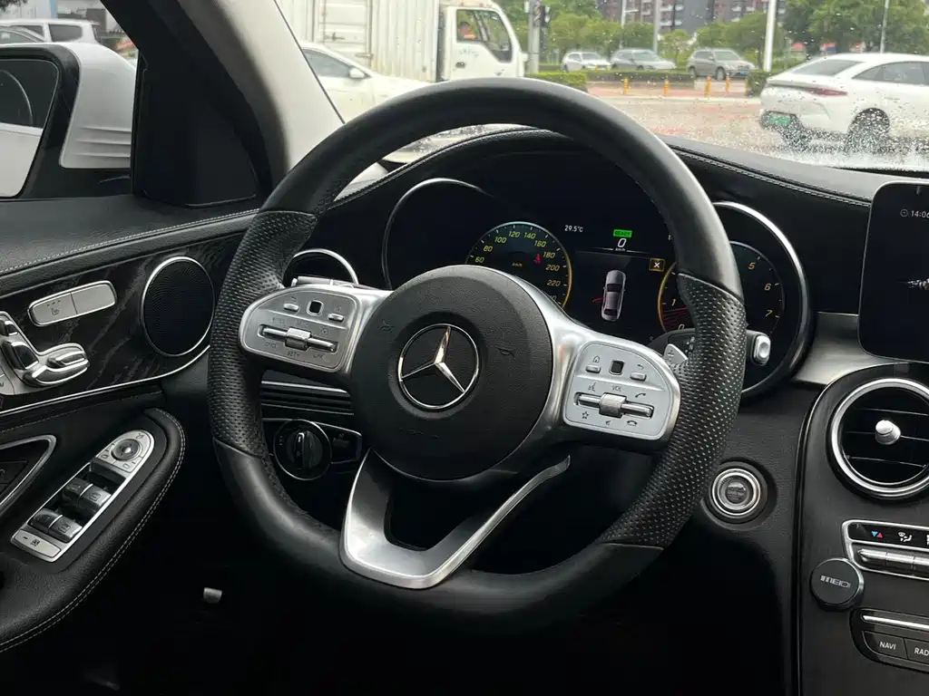 Mercedes-Benz C-Class 2020 — фото 11