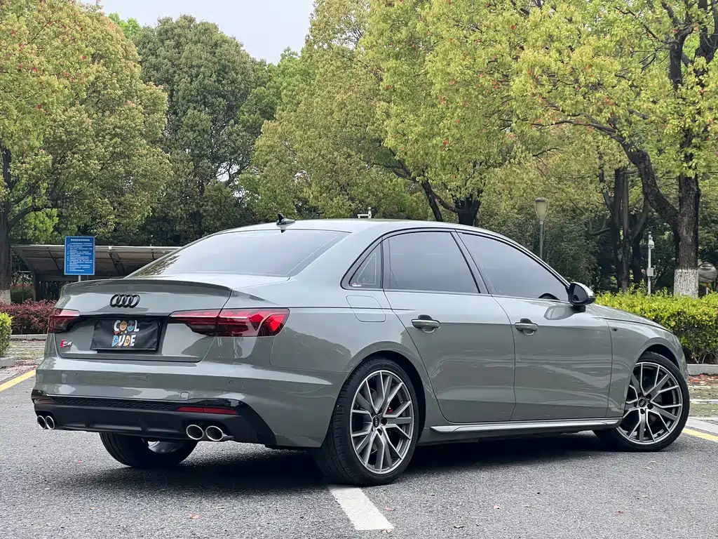 Audi S4 2023 — фото 3